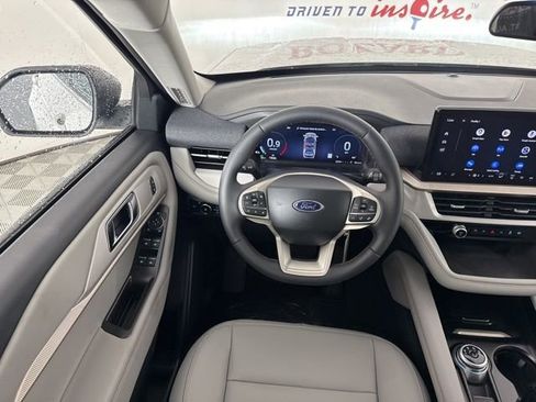 New 2025 Ford Explorer Active w/ Active Comfort Package image 11