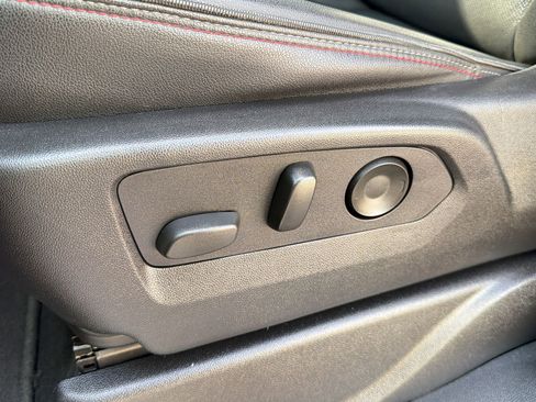 Certified 2024 Chevrolet Suburban RST image 13