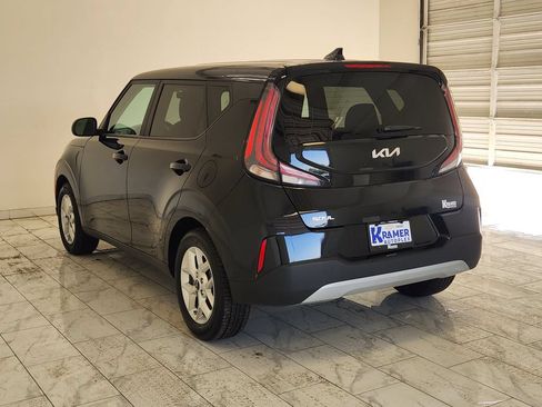 Used 2024 Kia Soul LX w/ Option Group 015 FWD image 7