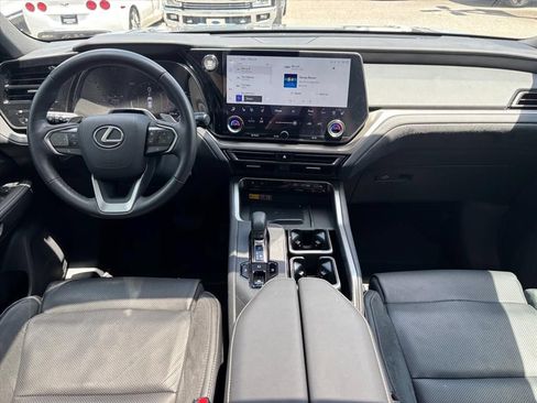 Used 2024 Lexus TX 350 FWD w/ Technology Package image 4