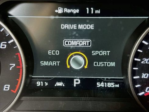 Used 2020 Kia Stinger GT1 RWD image 42