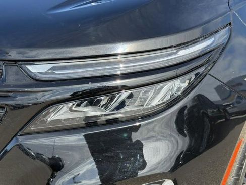 Used 2024 Chevrolet Equinox RS w/ RS Leather Package image 14