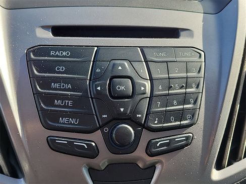 Used 2019 Ford Transit 350 XLT image 24