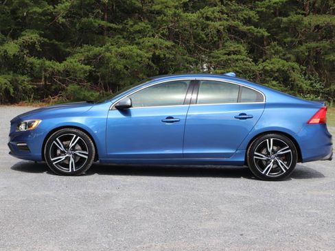 Used 2017 Volvo S60 T6 R-Design Platinum AWD/4WD image 42