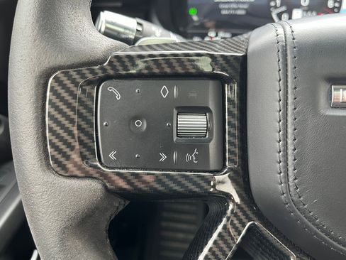 Used 2022 Land Rover Defender 90 V8 image 16