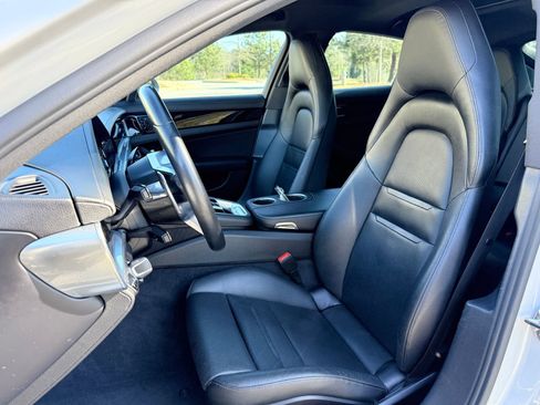 Used 2018 Porsche Panamera 4S image 37