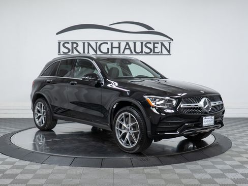 Certified 2022 Mercedes-Benz GLC 300 4MATIC w/ AMG Line image 3
