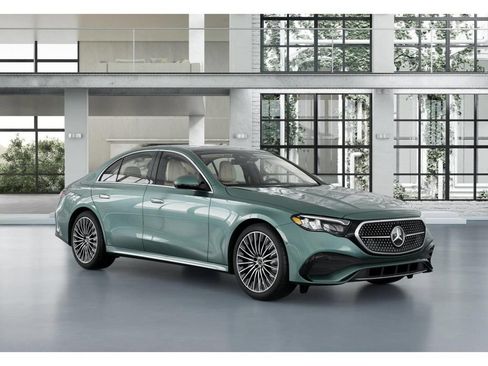 New 2026 Mercedes-Benz E 450 4MATIC Sedan image 11