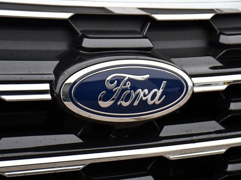 Used 2026 Ford Explorer Active w/ Active Comfort Package image 38