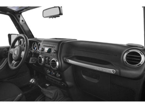 Used 2018 Jeep Wrangler Unlimited Sahara AWD/4WD image 19