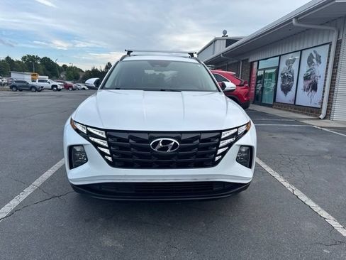 Used 2022 Hyundai Tucson SEL FWD image 2