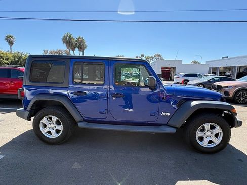 Used 2018 Jeep Wrangler Unlimited Sport S AWD/4WD image 6
