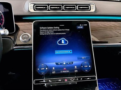 Used 2022 Mercedes-Benz S 580 4MATIC Sedan image 20