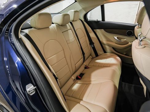 Used 2021 Mercedes-Benz C 300 4MATIC Sedan image 30