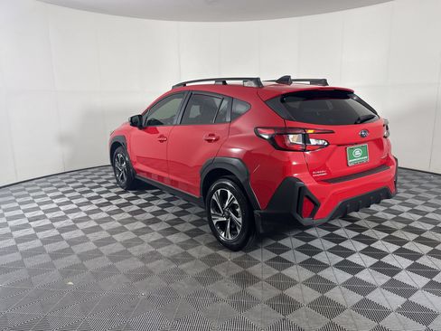 Used 2024 Subaru Crosstrek 2.0i Premium AWD/4WD image 3