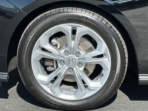 Certified 2025 Honda Accord LX image 24