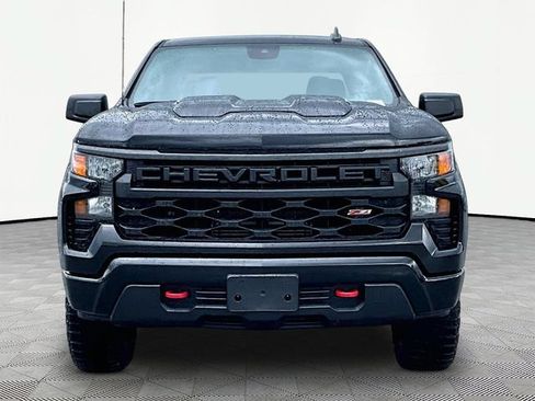 Used 2024 Chevrolet Silverado 1500 Custom Trail Boss AWD/4WD image 2