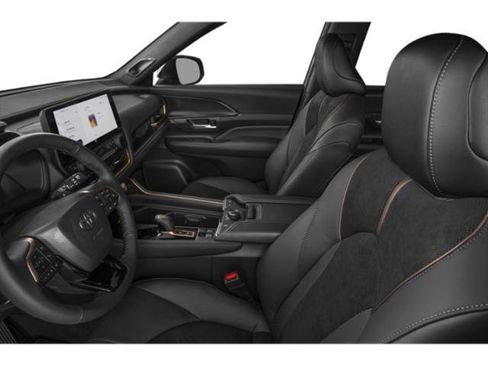 Used 2025 Toyota Grand Highlander AWD Hybrid image 8