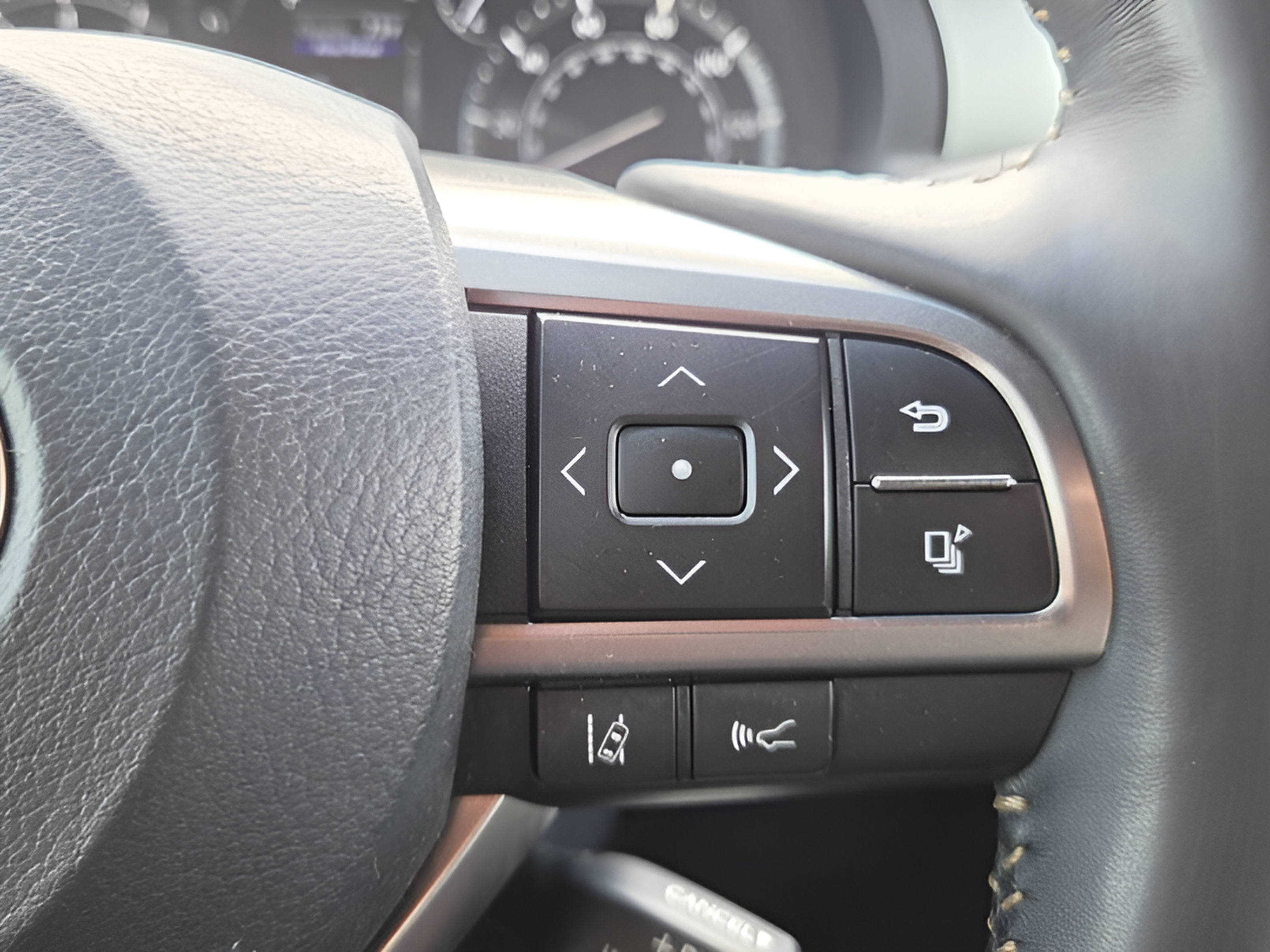 Certified 2023 Lexus GX 460 Premium w/ Premium Package AWD/4WD image 26
