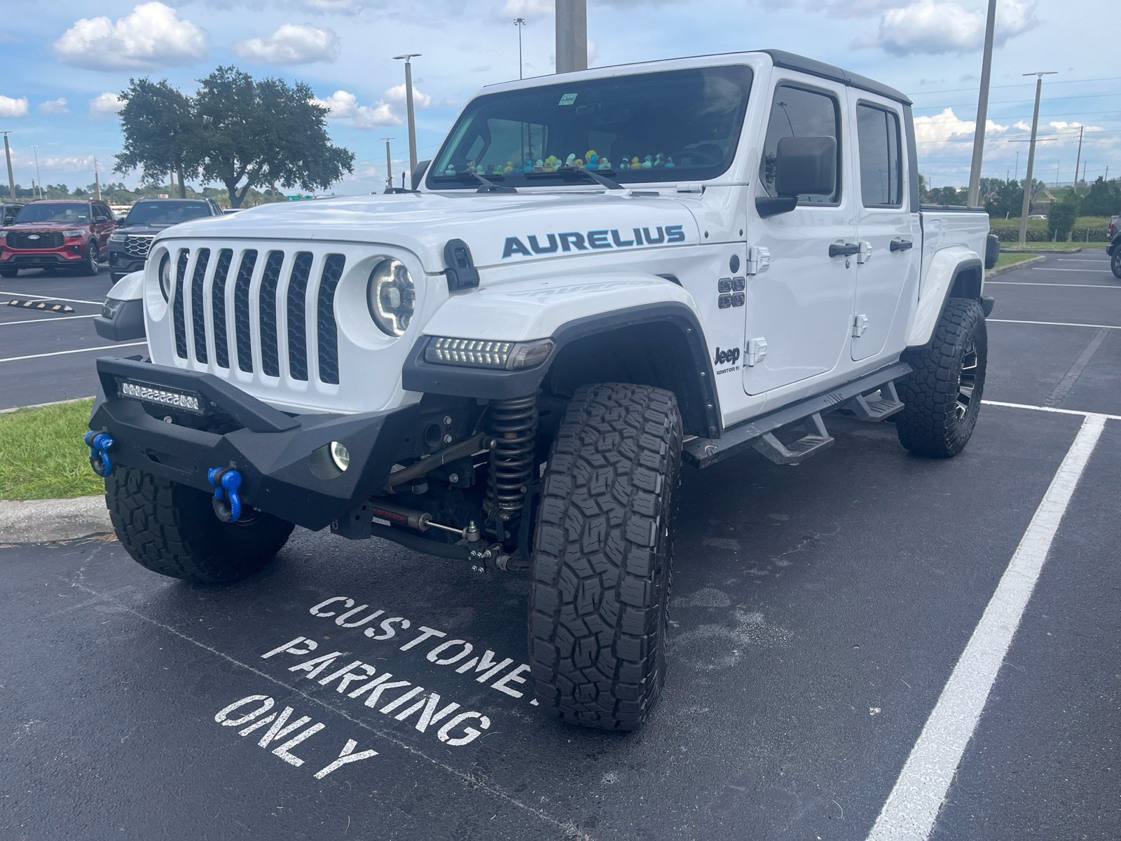 Used 2023 Jeep Gladiator Sport AWD/4WD image 6