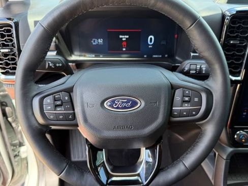 Used 2024 Ford Ranger Lariat w/ FX4 Off-Road Package image 15