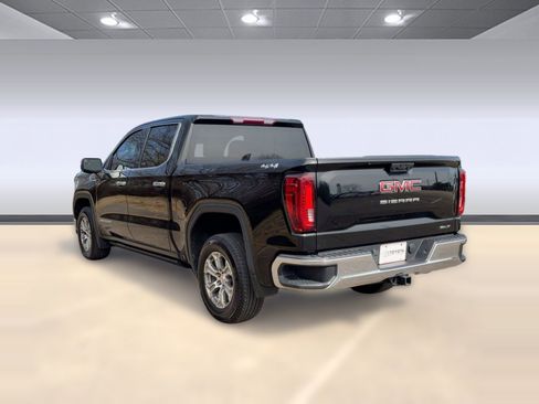 Certified 2023 GMC Sierra 1500 SLT AWD/4WD image 3