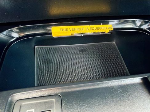 Used 2023 Mercedes-Benz GLB 250 GLB 250 image 72