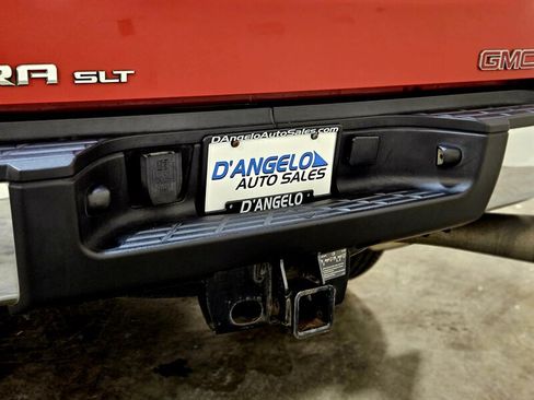Used 2013 GMC Sierra 2500 SLT w/ Suspension Package, Off-Road AWD/4WD image 20
