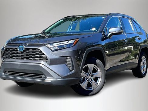 Used 2024 Toyota RAV4 XLE image 1