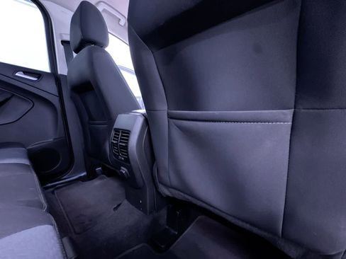 Used 2017 Ford Escape SE FWD image 40