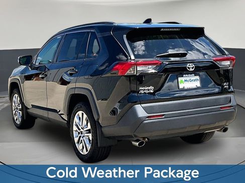 Used 2019 Toyota RAV4 XLE Premium w/ Cold Weather Package AWD/4WD image 3