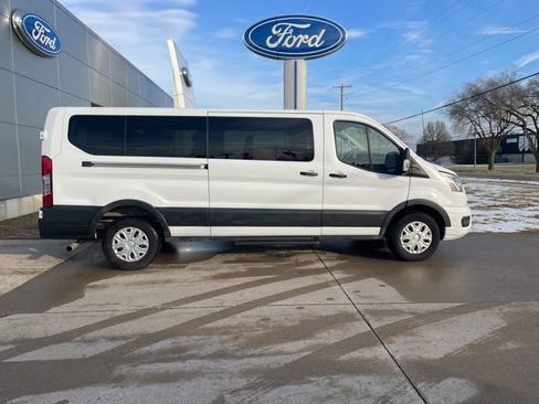 Used 2023 Ford Transit 350 XLT image 17
