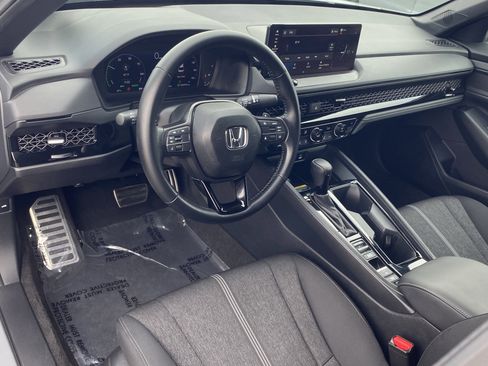 Used 2025 Honda Accord Sport image 14