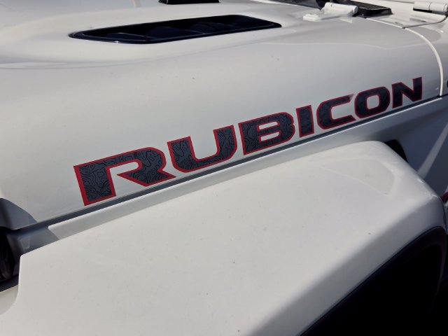 Used 2018 Jeep Wrangler Unlimited Rubicon w/ Dual Top Group AWD/4WD image 17