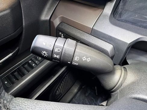 Certified 2024 Toyota Tacoma SR5 image 32