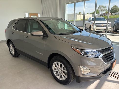 Used 2019 Chevrolet Equinox LT AWD/4WD image 6