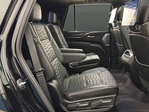 Used 2022 Cadillac Escalade Sport Platinum w/ LPO, ONYX Package AWD/4WD image 24