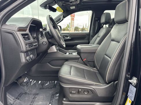 Used 2024 Chevrolet Suburban Premier image 14