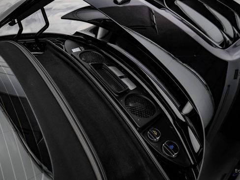 Used 2015 Porsche 911 Turbo image 88