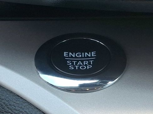 Certified 2023 Ford Explorer XLT AWD/4WD image 23