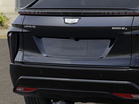 New 2025 Cadillac Lyriq Sport image 14