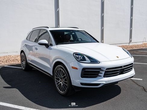 Used 2023 Porsche Cayenne Platinum Edition AWD/4WD image 19