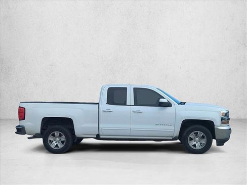 Used 2018 Chevrolet Silverado 1500 LT image 4