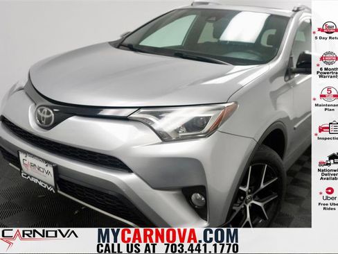 Used 2017 Toyota RAV4 SE image 1