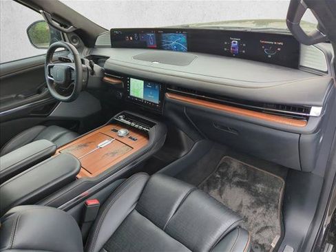 Used 2025 Lincoln Navigator L Black Label AWD/4WD image 23