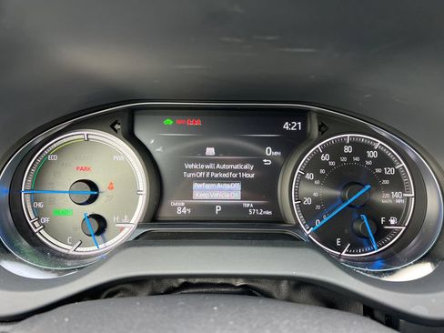 Used 2022 Toyota Venza XLE AWD/4WD image 19