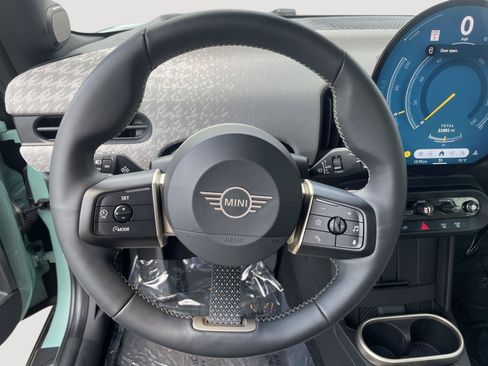 Used 2025 MINI Cooper S FWD image 26