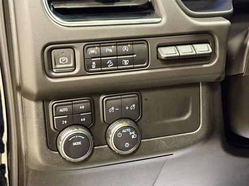 Used 2023 Chevrolet Tahoe High Country AWD/4WD image 10