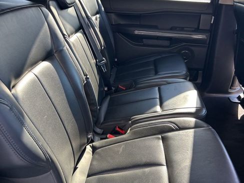 Used 2024 Ford Expedition Max XLT AWD/4WD image 17