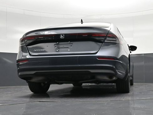 Used 2025 Honda Accord SE image 33